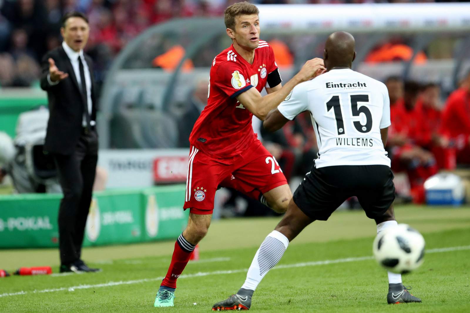 Eintracht Frankfurt Vs Bayern Munich Preview, Tips And Odds ...