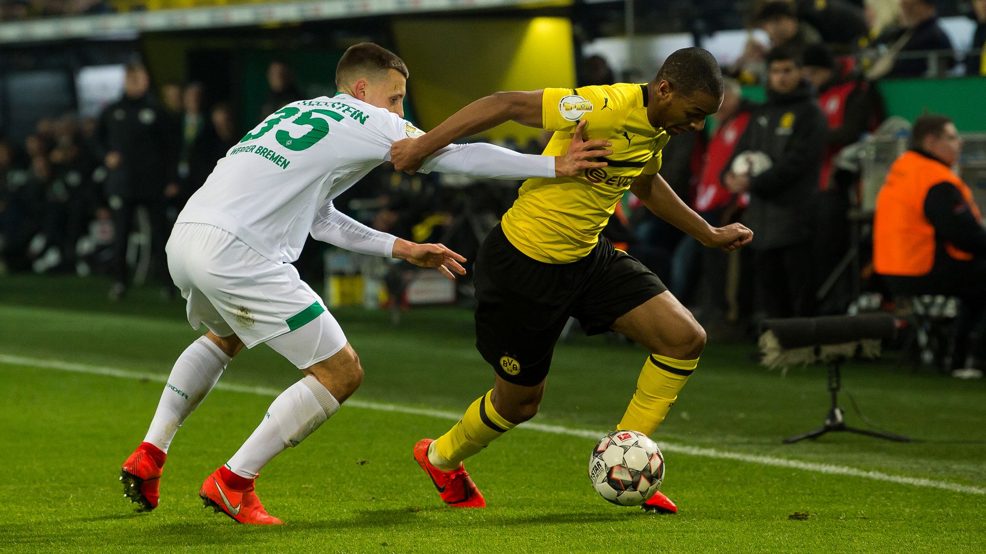 Werder Bremen Vs Borussia Dortmund Preview, Tips And Odds ...