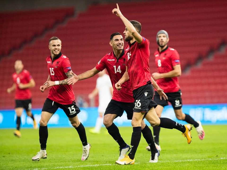 Англия против сербии. Албания Суперлига. Трапое Албания. Albanian Football.