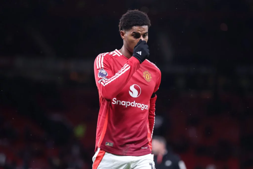 Marcus Rashford being replaced