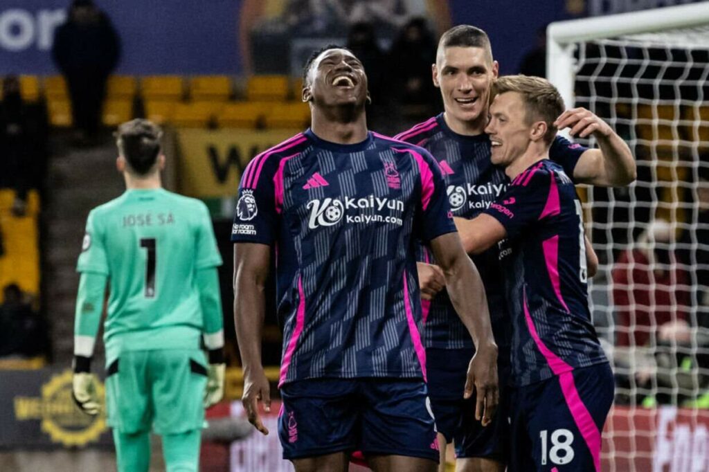 Nottingham players celebrate after scoring against Wolverhampton