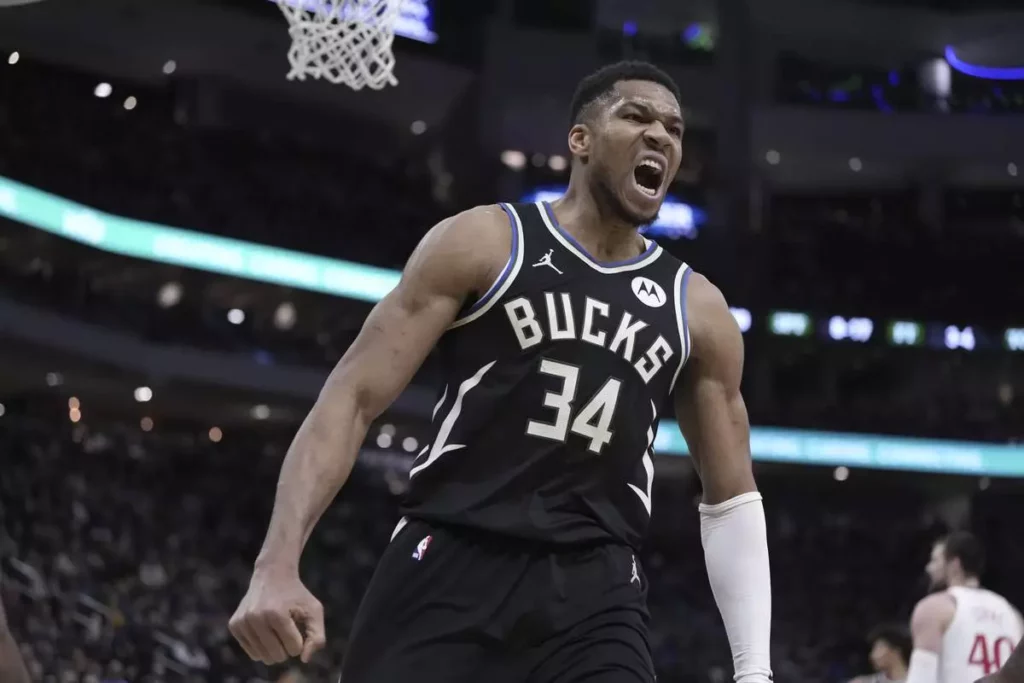 Giannis Antetokoumpo in his return from injury