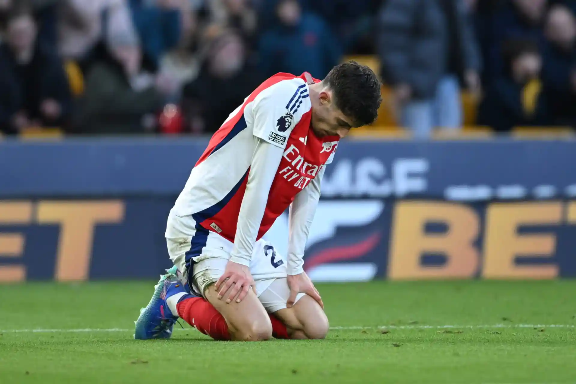 Kai Havertz kneeling