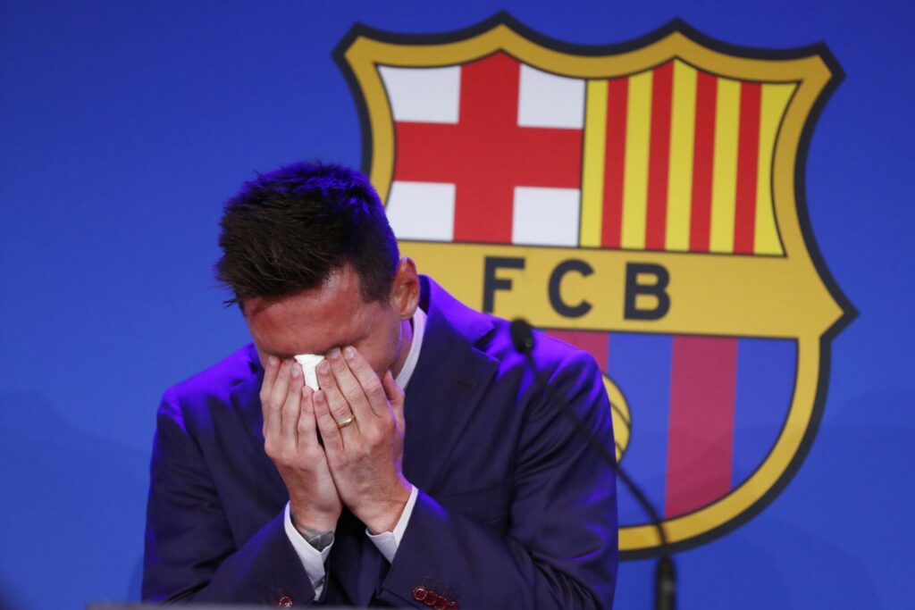 Lionel Messi in tears while announcing that he is leaving Barcelona