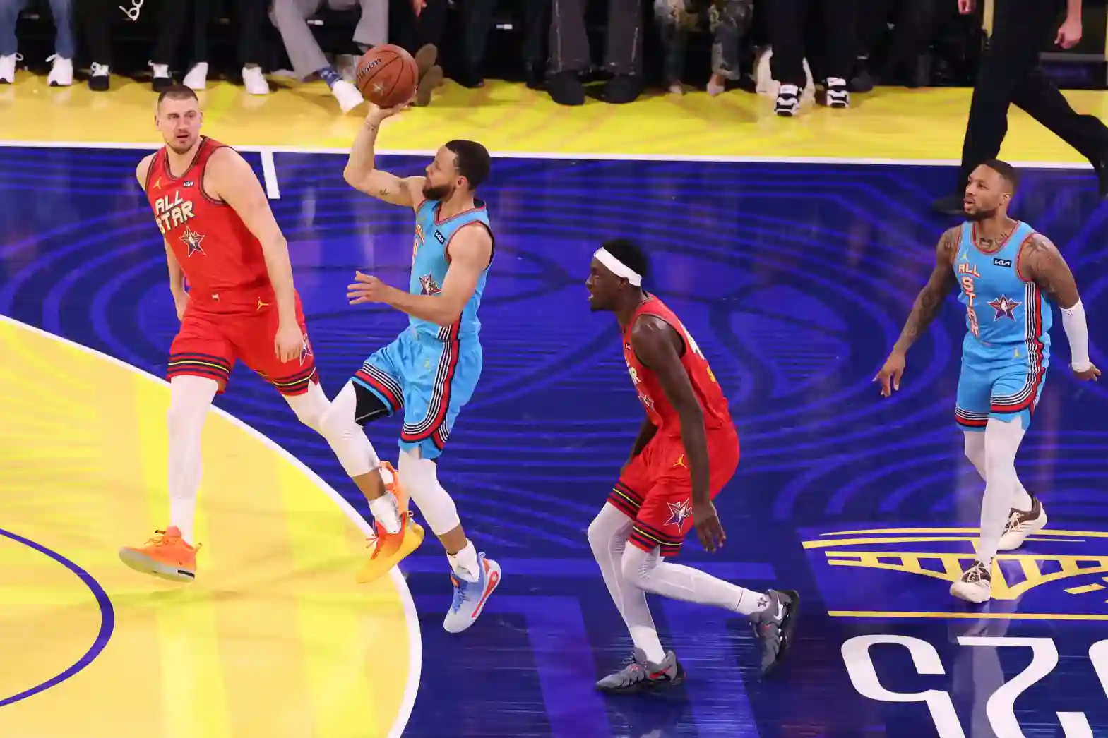 Steph Curry shoots for 3 points in the All-Star final game