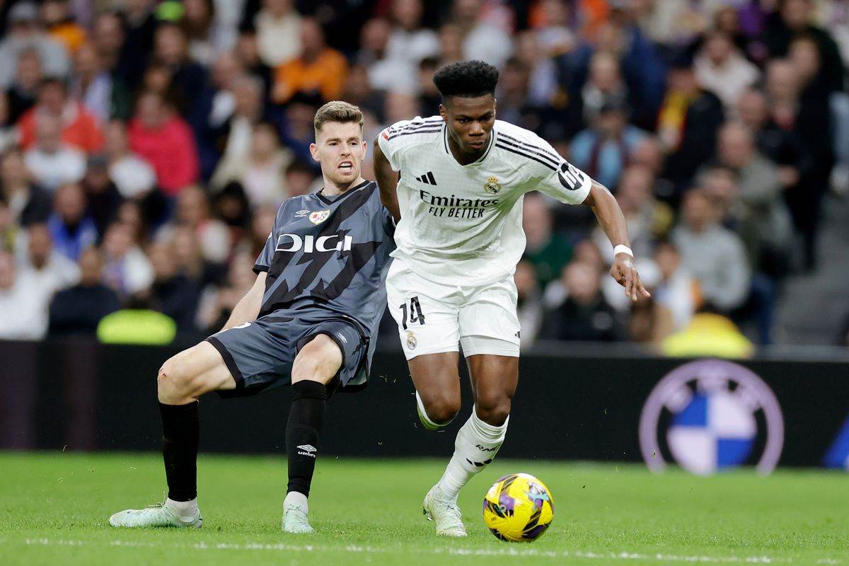 Real Madrid midfielder Aurielien Tchouameni against Rayo Vallecano player